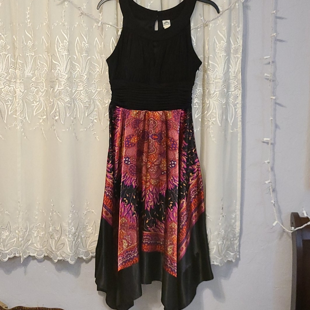 Sleeveless dress